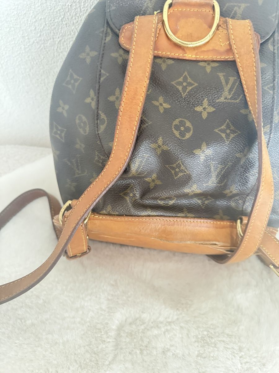 Louis Vuitton Rucksäcke: Original Louis Vuitton Rucksack – Defekt aus Zürich von Contender 1