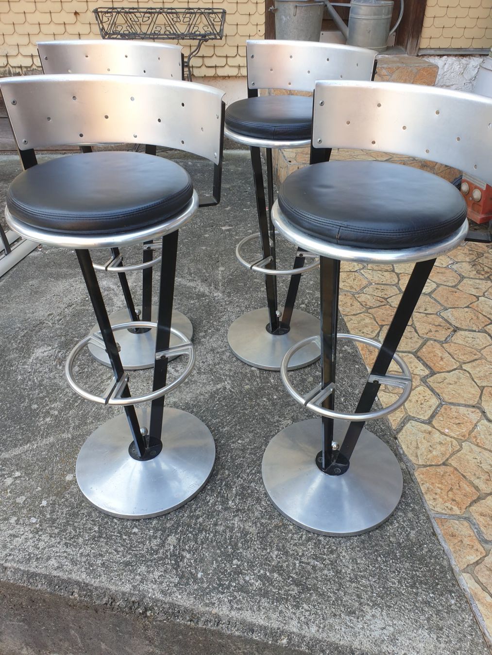 Sculptures & Statues: Barstool "Dry Martini" Design Pedro Miralles – D'occasion à rebstein par spacy73 6