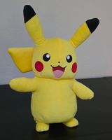 Pokemon Plüschtier Pikachu mit Lichtfunktion 