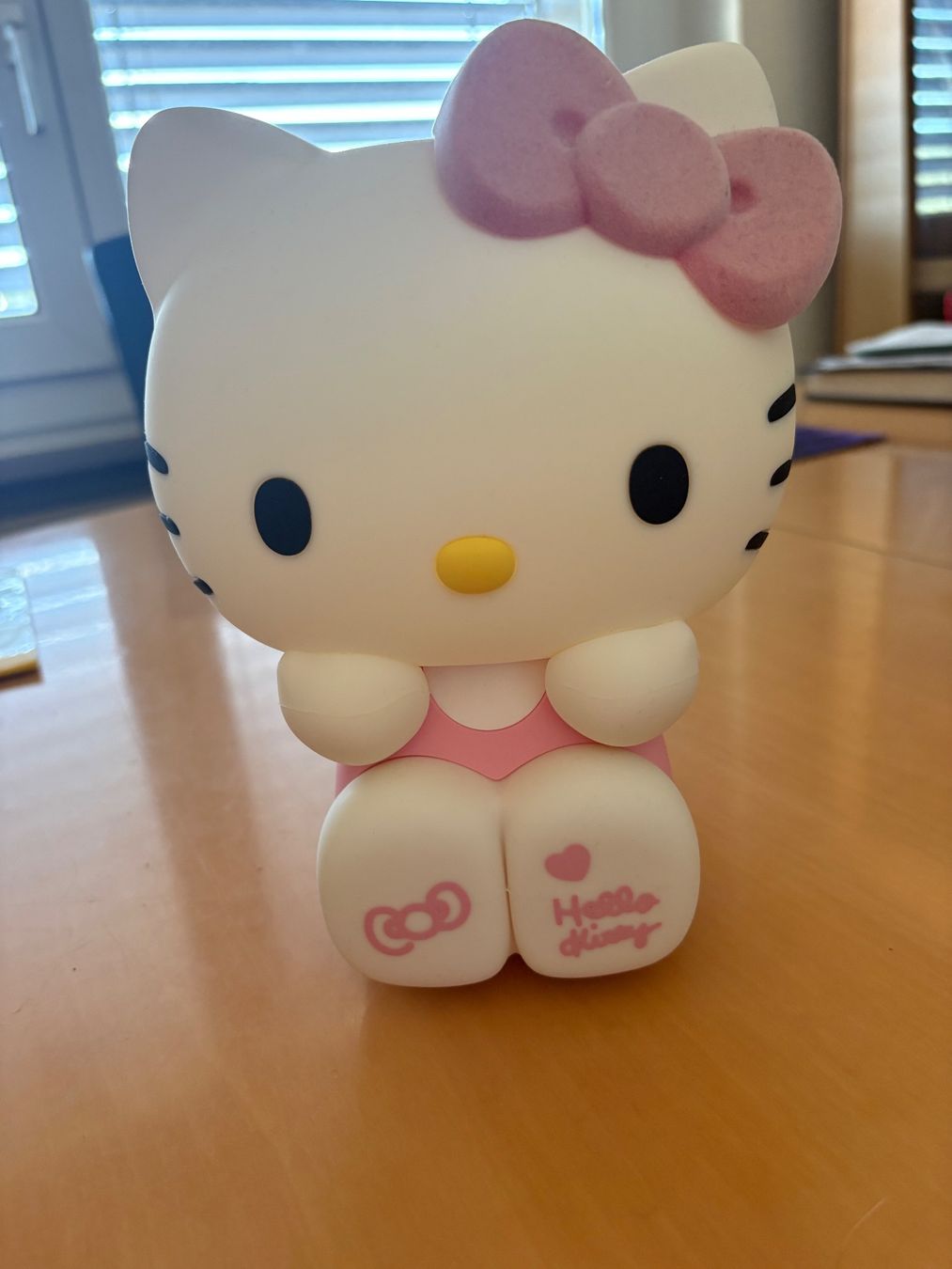 Lampade: Hello Kitty LED Lampe mit USB Kabel Neu – Nuovo (secondo la descrizione) da Bremgarten AG venduto da rom_lm8n