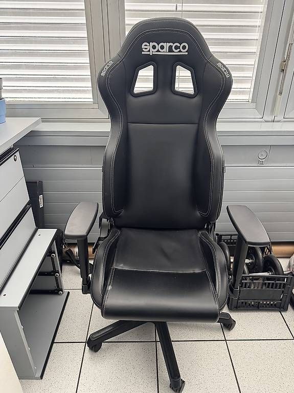 Sedie: Sedia SPARCO Icona originale  – Usato da Figino venduto da mir_xl7p 1