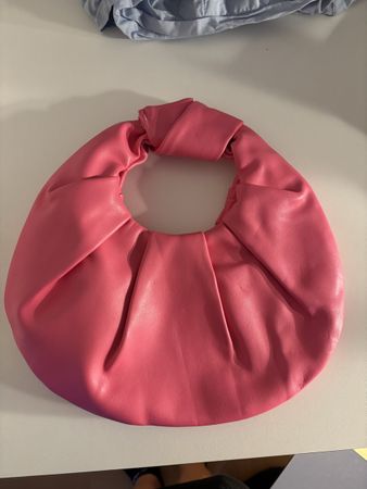 Handtasche Knoten Design rosa Lederoptik guter Zustand