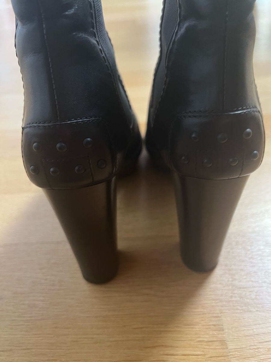 Tod'S Scarpe da donna: TOD‘S Ankle Boots with platform, size 40.5 – Usato da Urdorf venduto da fre_8xmr 2