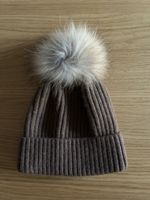  Mütze mit echtfell Bommel braun
