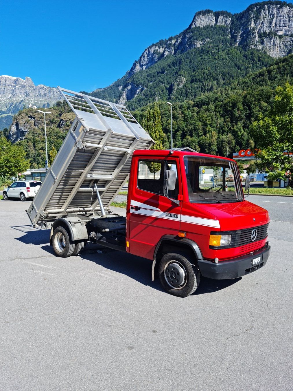 Mercedes-Benz Autoribaltabili: Mercedes 609 D Kipper – Usato da Mühlehorn venduto da donaldsohn 1
