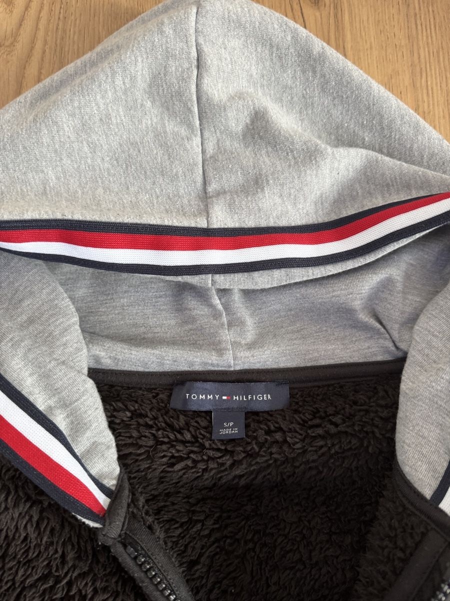 Tommy Hilfiger Giacche: Tommy Hilfiger Kapuzenjacke Teddyfleece – Nuovo (secondo la descrizione) da Liestal venduto da lea_j9xn 1