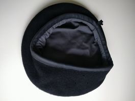 Berret Schweizer Armee ungetragen gr.58/59