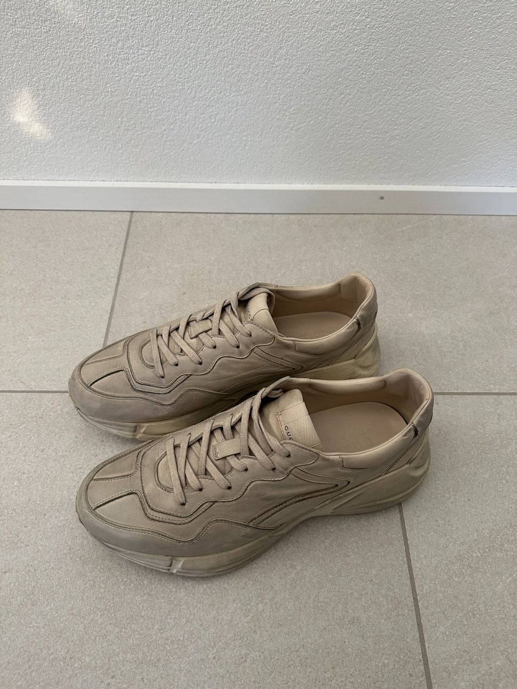 Gucci Scarpe da uomo: Gucci Rhyton Distressed – Usato da Illnau venduto da Polobear 1