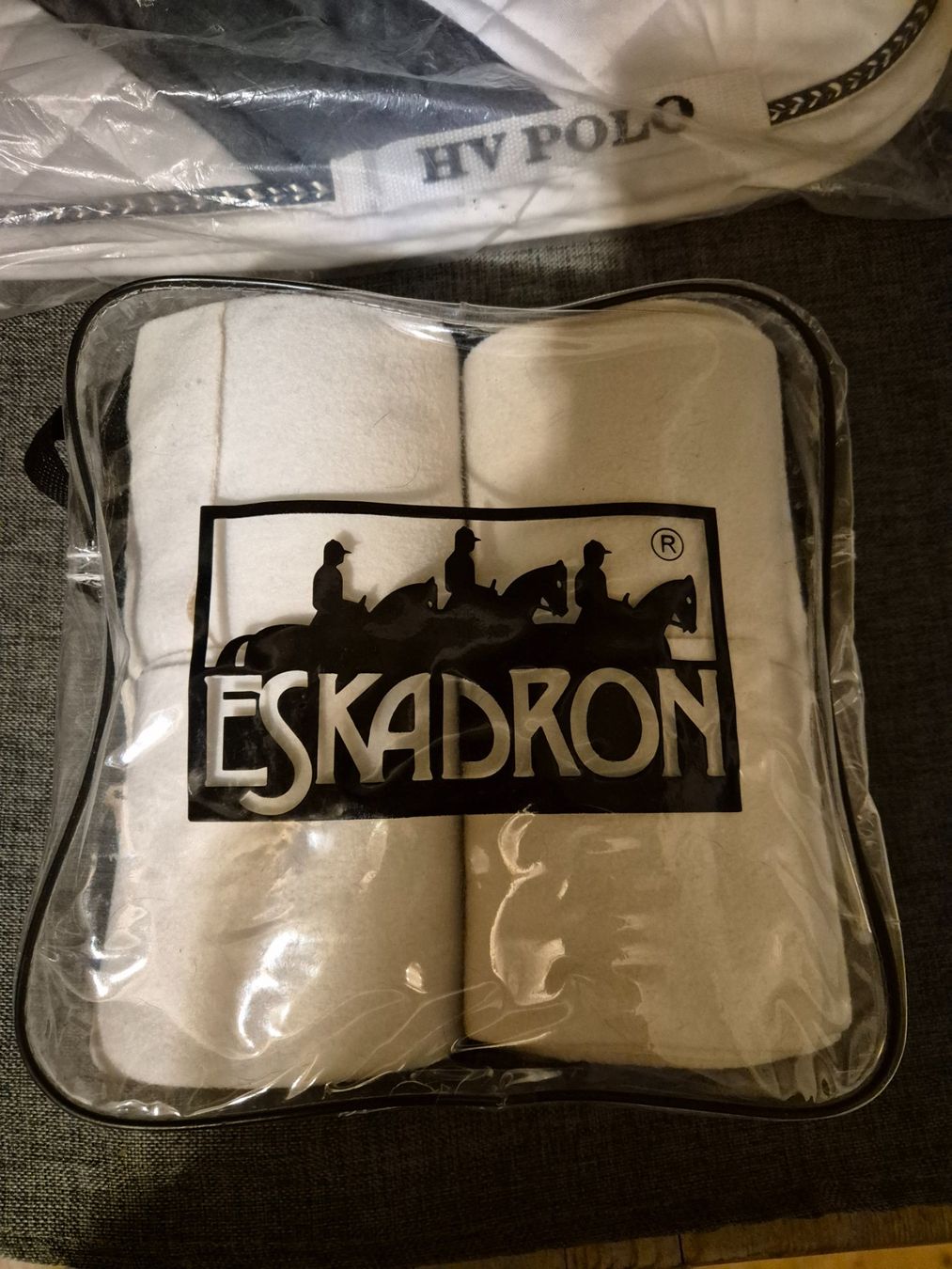 Eskadron Stinchiere & Fasciature: Eskadron Platinum Edition Bandagen – Usato da Meggen venduto da Orrinka20