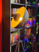 Moderne Design-Stehlampe Schwarz & Gold
