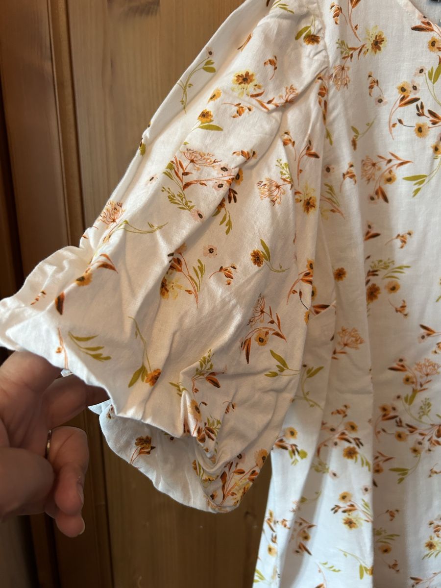 C&A Blusen: Blouse à fleurs T44 – Gebraucht aus Daillens von guisepa 2