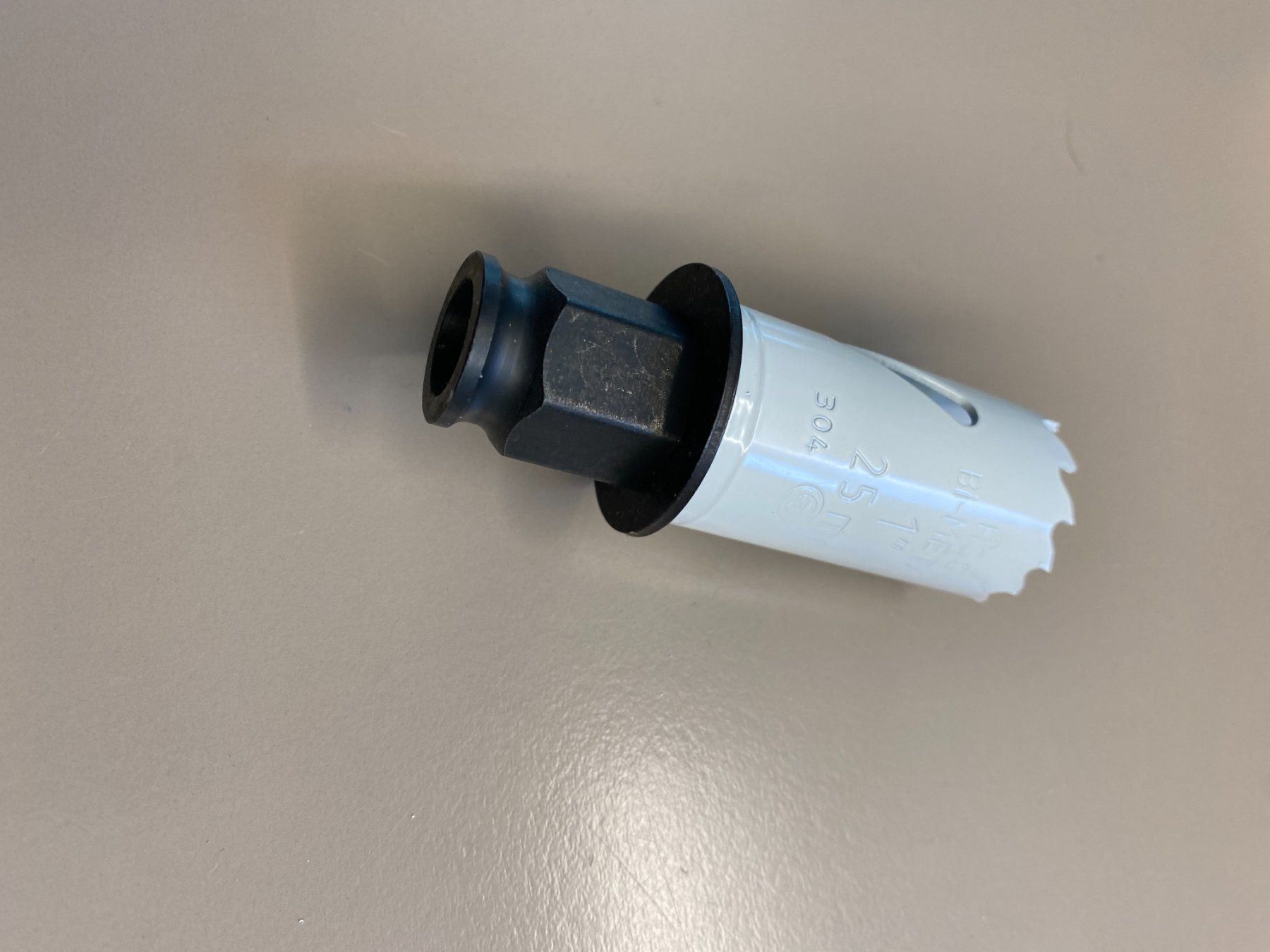 Bosch Tutti gli attrezzi: Lochsäge 25mm Power Change Bosch – Nuovo e nell'imballaggio originale da Dietikon venduto da Emoruk 1