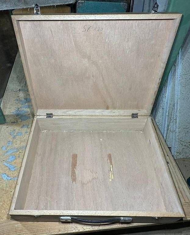 Tutti gli attrezzi: Alte Werkzeugkiste aus Holz – Usato da Lenk im Simmental venduto da Mantab1982 1