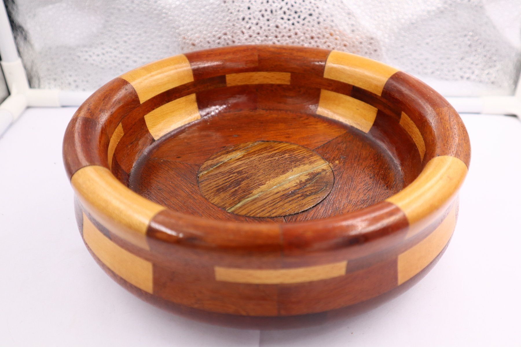 Ciotole: Vintage Holz Schale Schüssel , dick – Usato da Baden venduto da swiss-alps