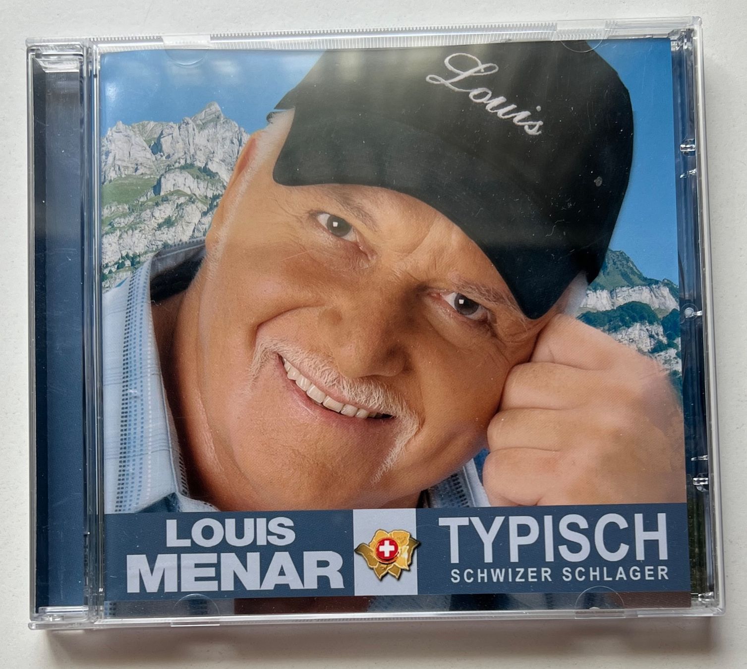 CDs: Louis Menar / Typisch - Schwizer Schlager – Gebraucht aus Näfels von rottabi