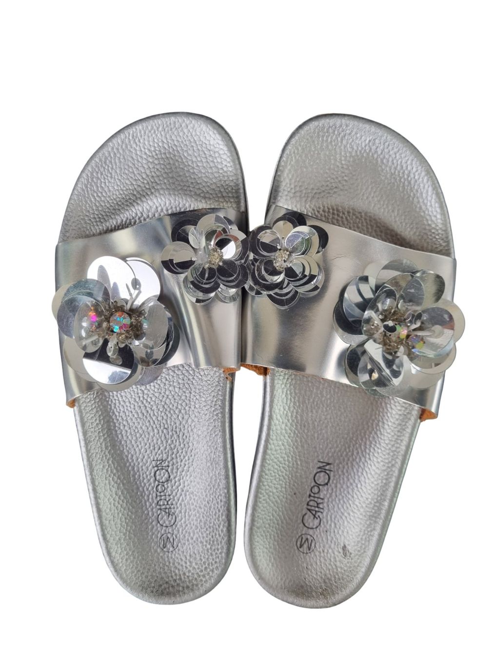 Damenschuhe: CARTOON Strandschuhe silber Gr.39 – Gebraucht aus Wangen b. Olten von Restwert_Wangen