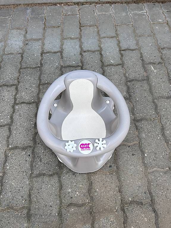 Badewannen: Siège de bain pour bébé  10 CHF – Gebraucht aus Sion von yay_d8xc