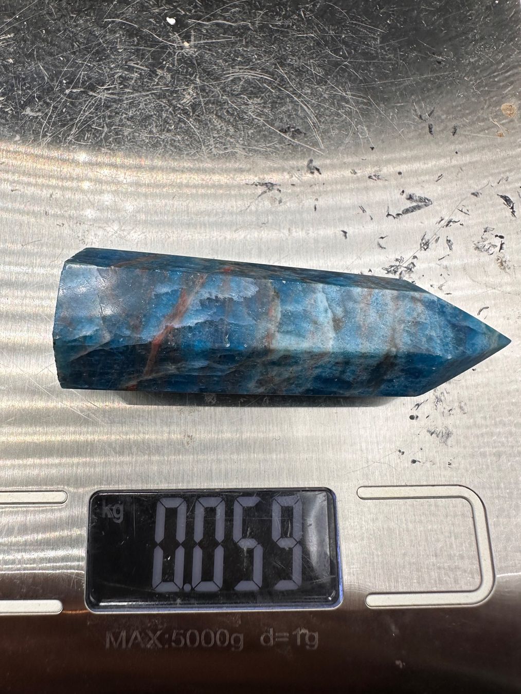 Minerali & Pietre curative: Blauer Apatit Obelisk, Turm, Spitze – Nuovo e nell'imballaggio originale da Männedorf venduto da Handschmeichler 4