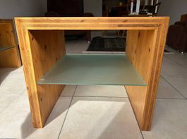 2 tables, pin 