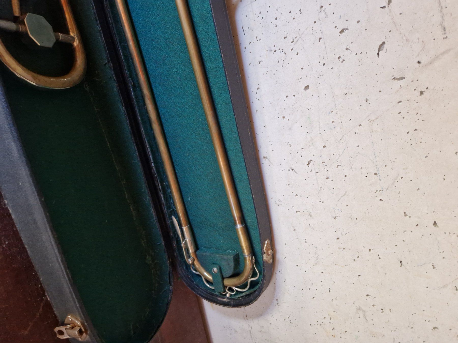 Instruments de musique: Trombone à coulisse – D'occasion à Troistorrents par Tutuj8 3