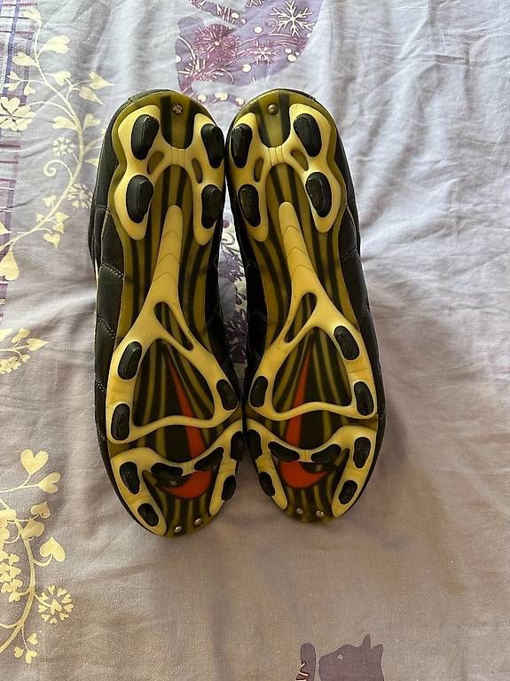Nike Scarpe da uomo: Nike Mercurial 1997 44 – Usato da Lausanne venduto da PeixotoBruno 3