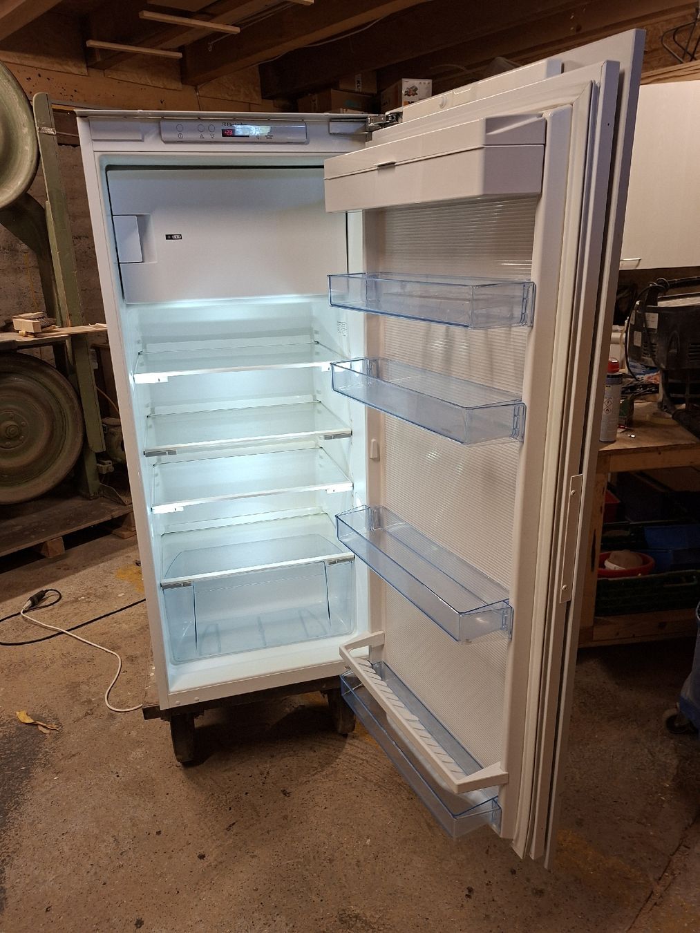 Electrolux Kühlschrank: Einbaukühlschrank CH Norm – Gebraucht aus Niederneunforn von alt_6ys5 3