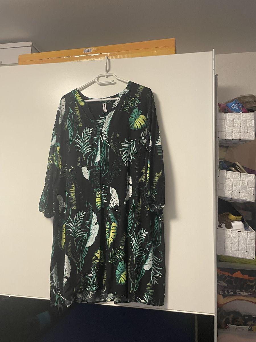 Camicette: Bluse – Nuovo (secondo la descrizione) da Gossau ZH venduto da Lavinia07 1