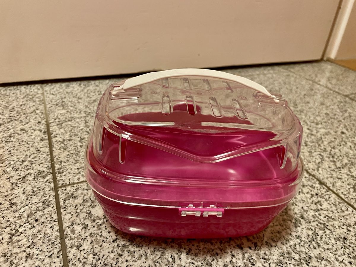 Ferplast Liege- & Schlafplätze: Hamster Transport-Box – Gebraucht aus Turbenthal von rosen17 1