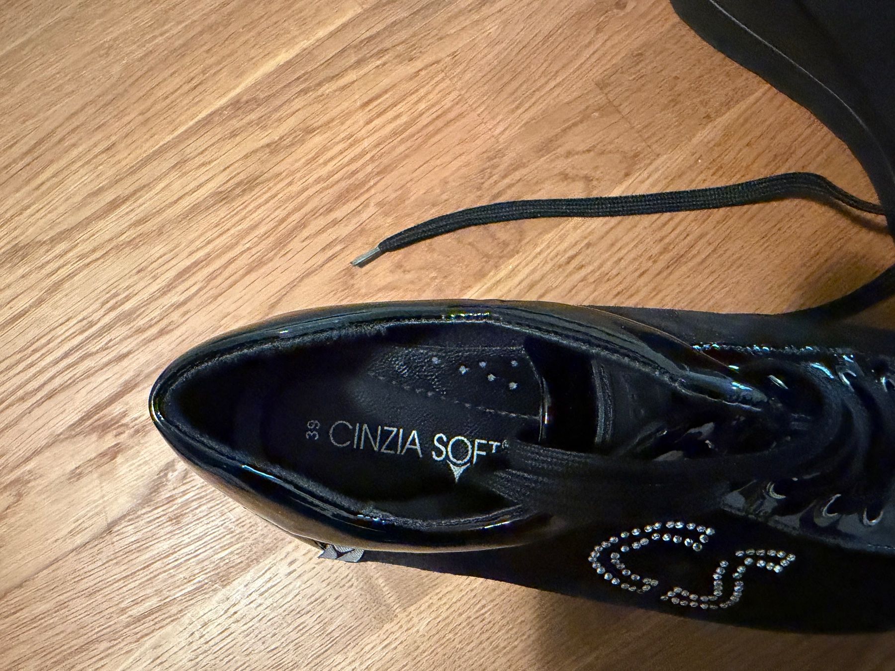 Scarpe da donna: Schwarze Cinzia Soft Schuhe, Grösse 39 – Nuovo (secondo la descrizione) da Bettlach venduto da Kvety 3
