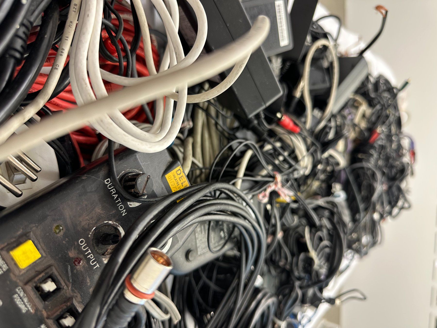 Kabel: Kabel, Mehrfachstecker, Telefon, Kamera, Adapter etc. – Gebraucht aus Zürich von alocinnovregnes 8