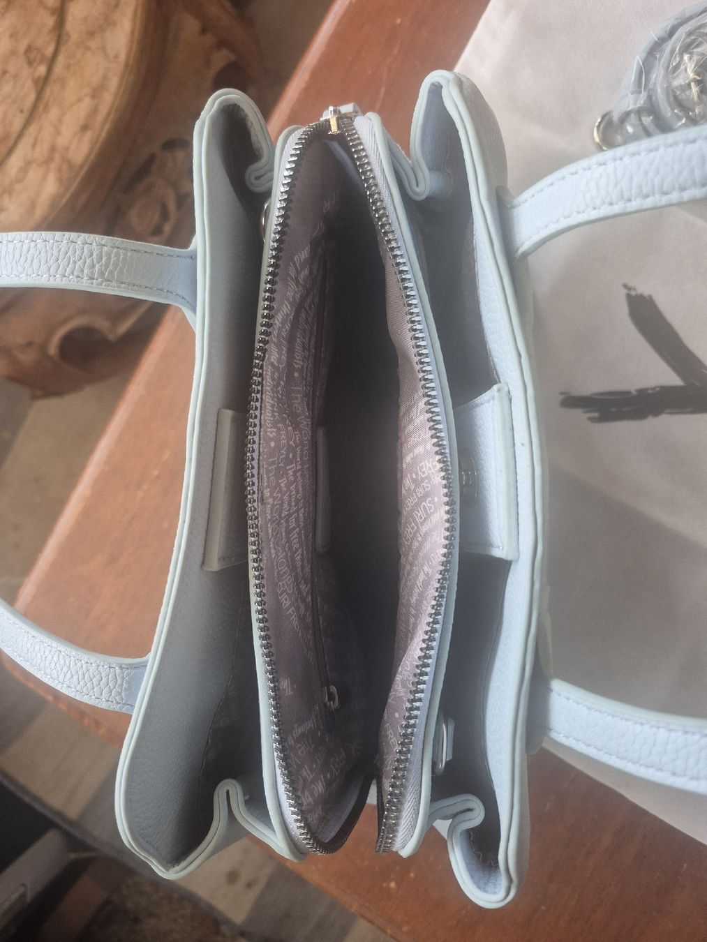 Suri Frey Borse da donna: suri frey classic elegance,  like new !w ! – Usato da Münchenstein venduto da ron45 1