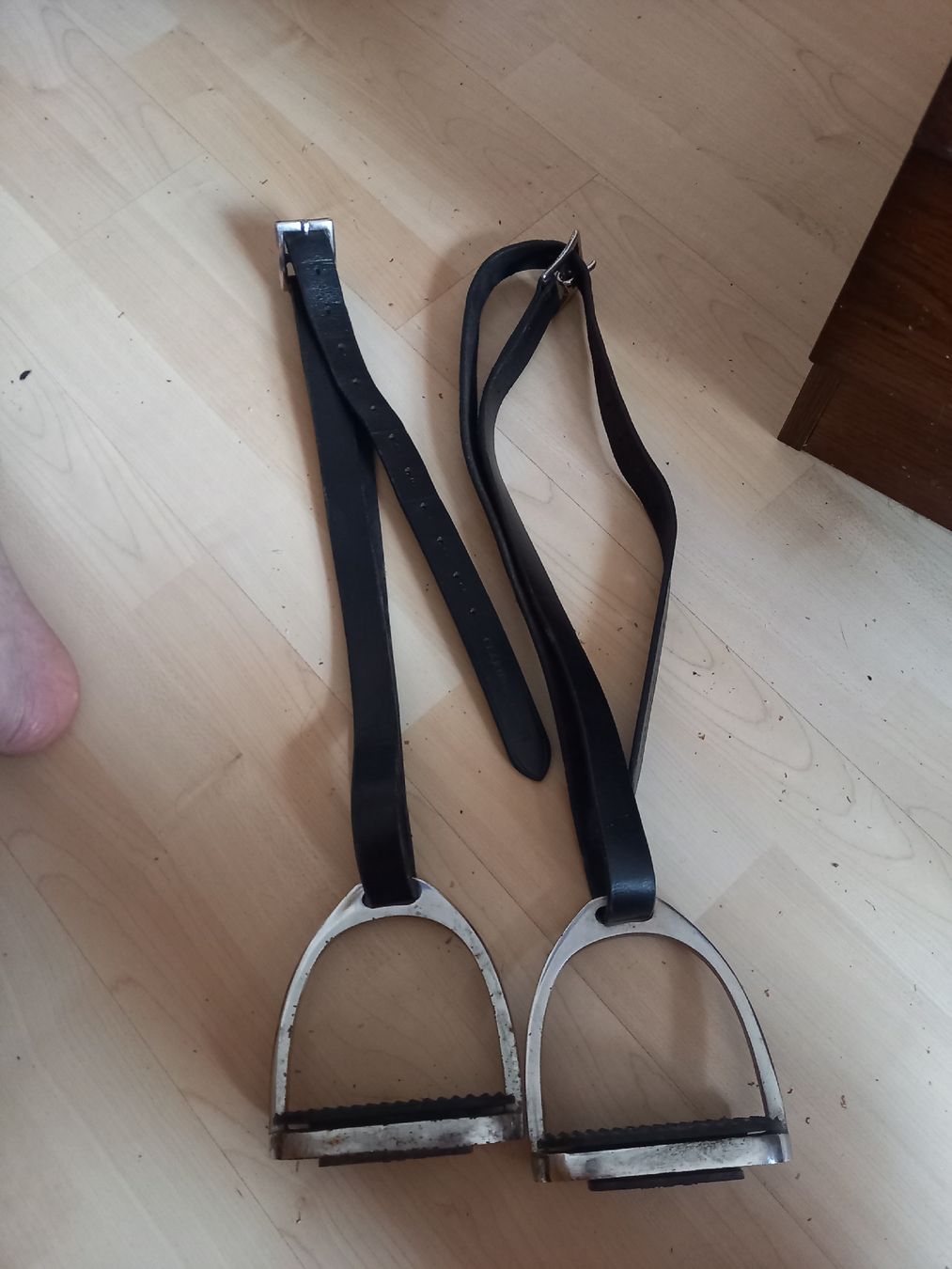 Selle & Accessori: Kindersteigbügel – Usato da NIEDERBUCHSITEN venduto da jut_lpv5