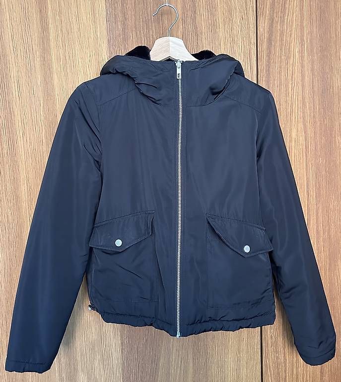 Only Giacche: schwarze Jacke (drehbar) – Usato da Gais venduto da T_iziana