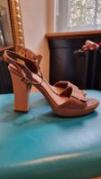 Camper Pumps, mit ca.8.5 cm Holzabsatz, Gr.39