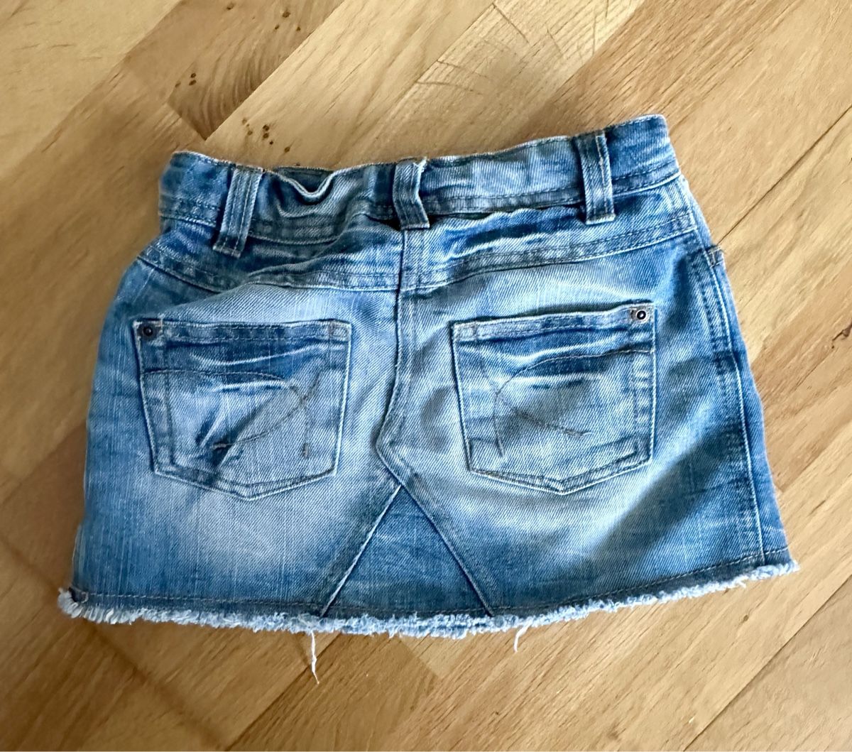 Next Vestiti & Gonne: Jeansrock Next – Usato da Dürrenroth venduto da tvy_bh56 2