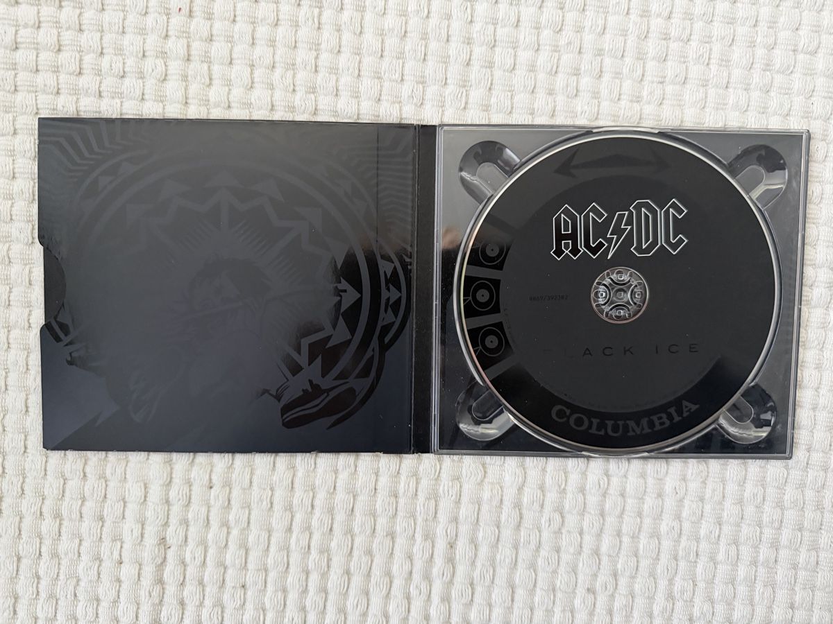 CD: AC/DC - Black Ice CD - Top Zustand - Sonderedition – Usato da Widnau venduto da Doctor_Hemp 2