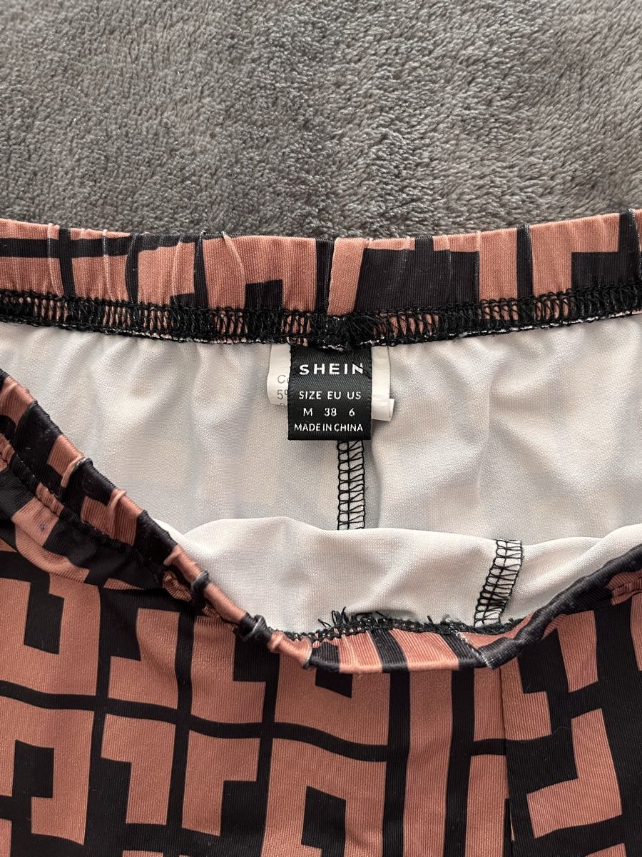 Shein Leggings: Short doux, extensible – Nuovo (secondo la descrizione) da Meyrin venduto da Sandra6 1
