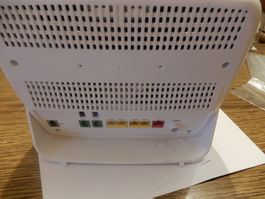 Internet Box Weiss Zustand gut