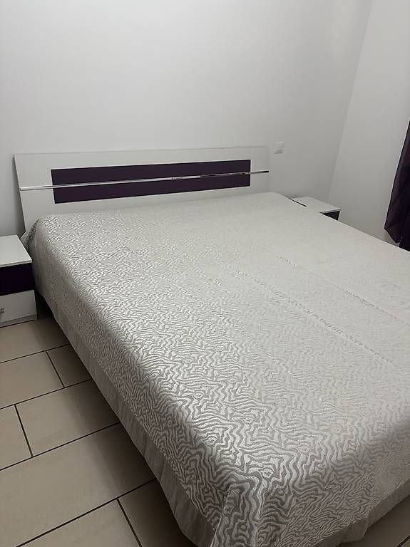 Armadi: Vendesi Armadio, struttura letto e comodini  – Usato da Bioggio venduto da pal_zkl6 2