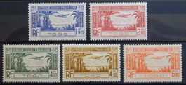 Togo Franz. Kolonie Kat. 125-129 * 1940