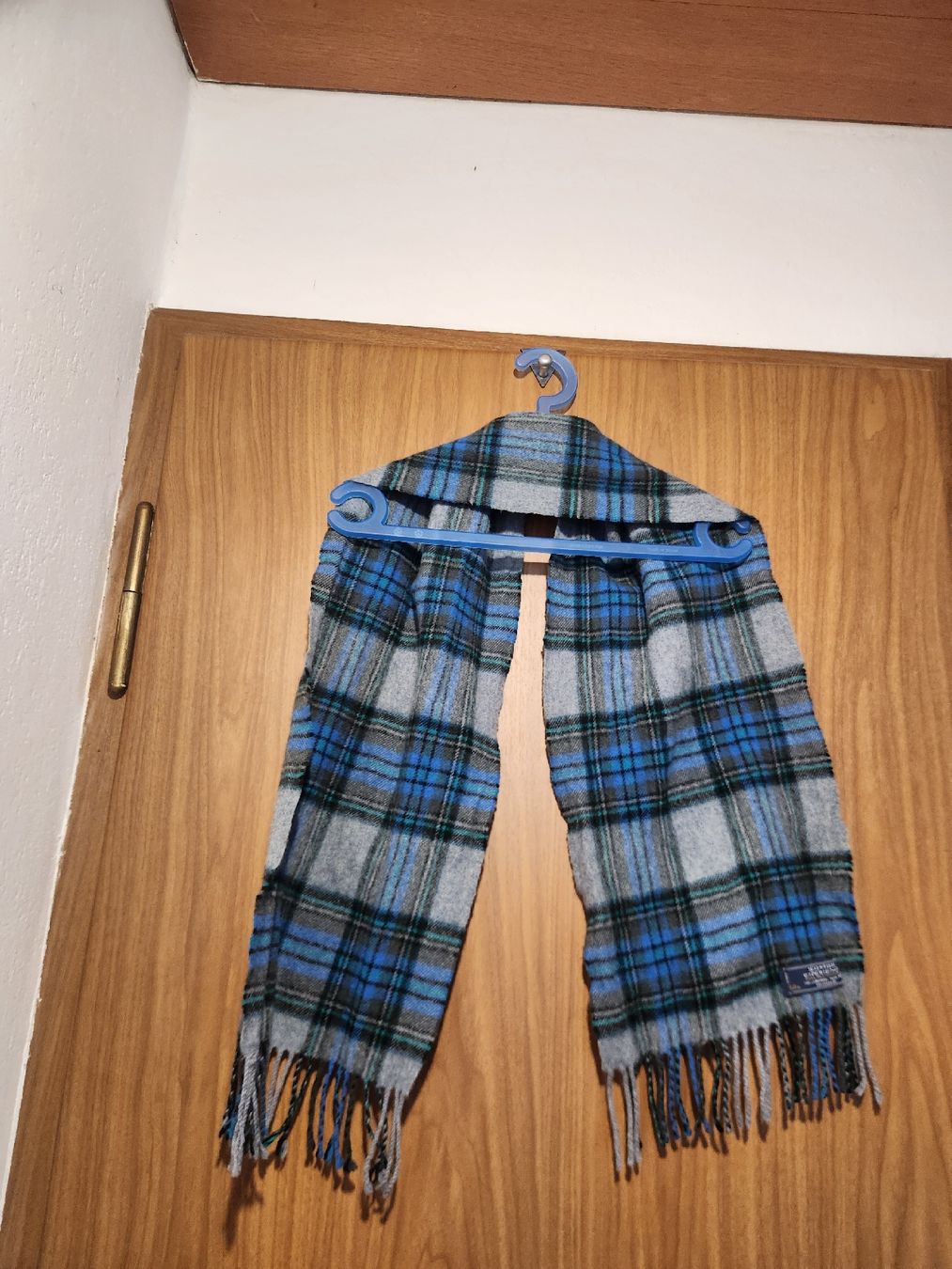 Foulard & Sciarpe: Écharpe tartan laine Scottish Experience bleu  – Usato da Niedergösgen venduto da Eva2410 1