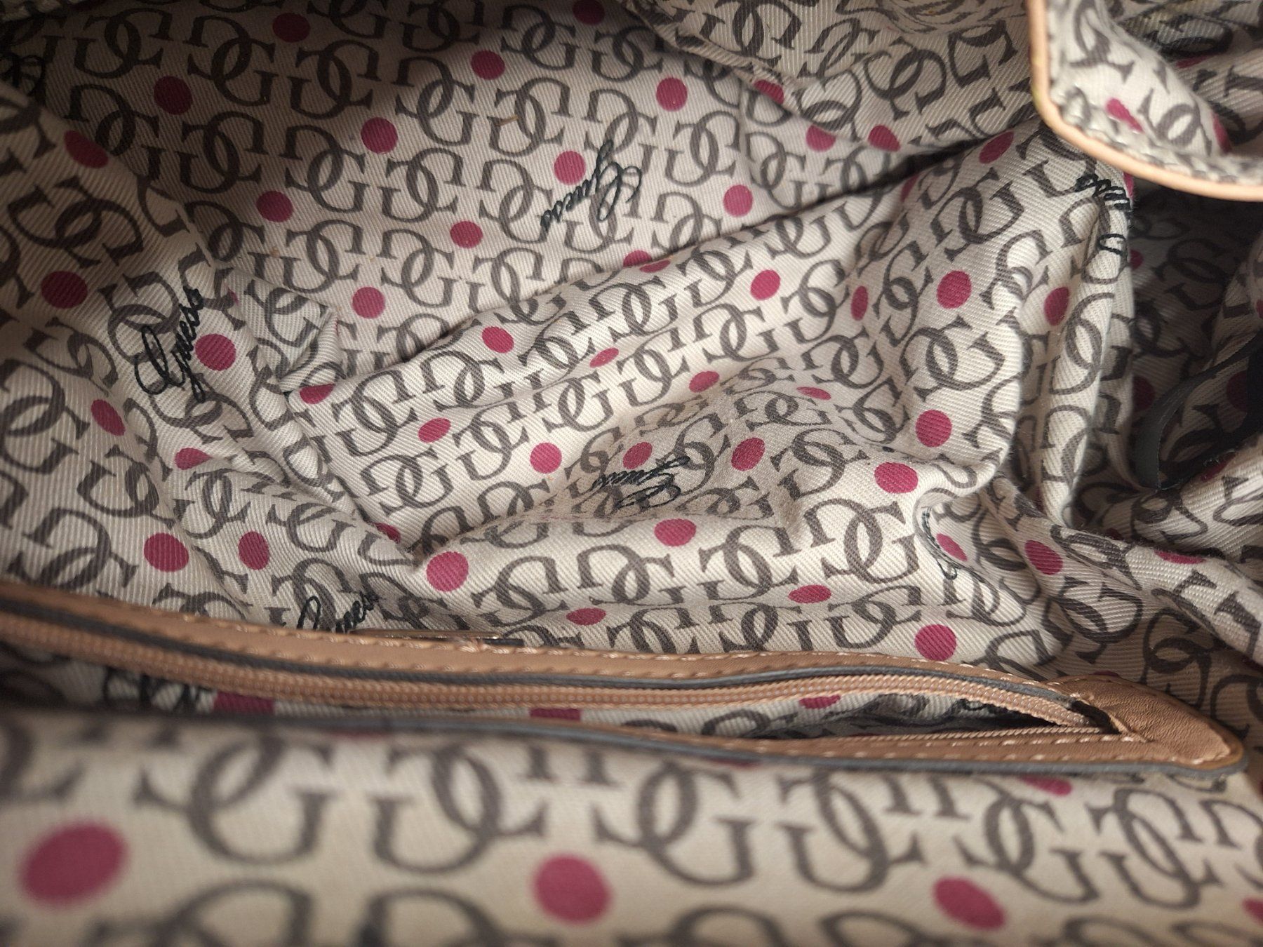 Guess Borse da donna: Guess Tasche , puderrosa – Usato da Rheinfelden venduto da Cleopatra2000 7