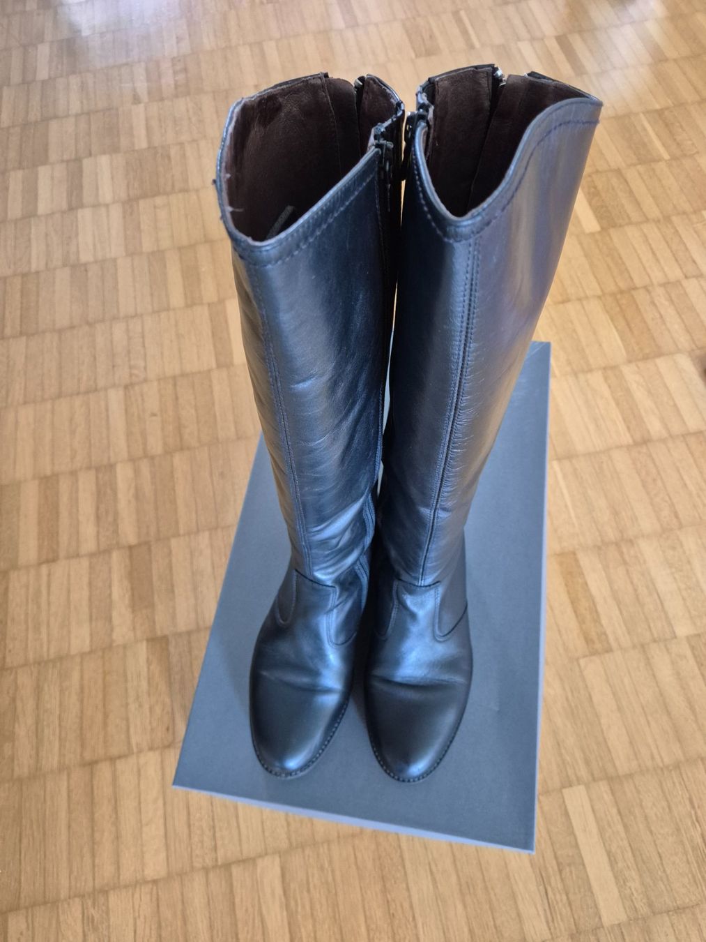 Chaussures femmes: Lederstiefel, Gr. 39 – D'occasion à Muttenz par Subito11 1