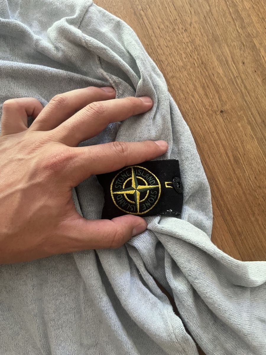 Stone Island Pullover & Sweatshirts: Stone Island Pullover hellblau Grösse M schlechter zustand – Gebraucht aus Zürich von ram__0n 1