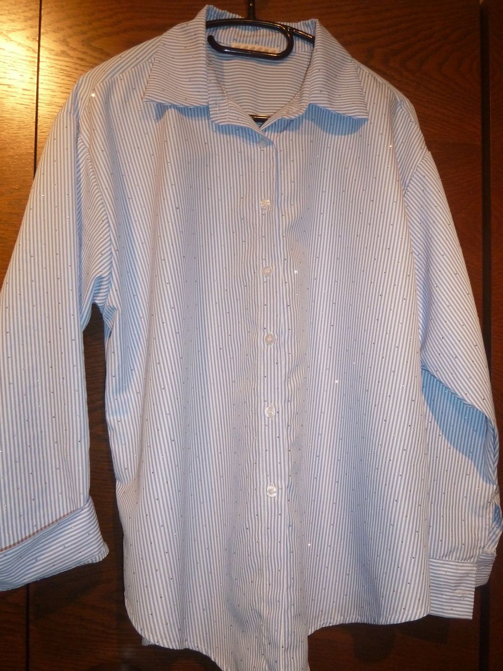Camicette: tolle LONGBLUSE, mit Strass-Steinchen, hellblau, Gr. L – Nuovo (secondo la descrizione) da Kestenholz venduto da Fechy 3