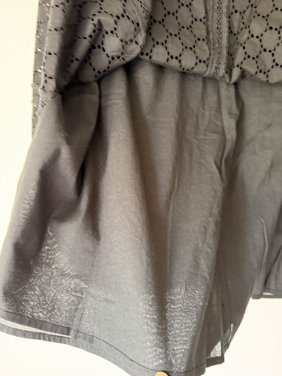 H&M Gonne: H&M Black Broderick  Skirt  – Usato da Oberwil b. Zug venduto da fis_2wtq 5