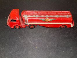 Dinky Toys 32C - Camion Citerne Panhard ESSO 50s