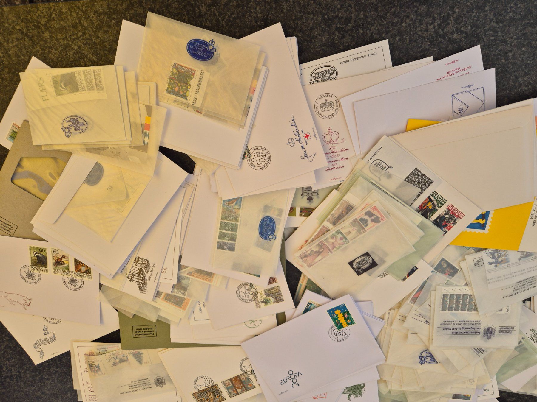 Alle Briefmarken: FL-Briefmarken grosse Sammlung bis 2007 Zustand gem.Bilder – Gebraucht aus Oberuzwil von ceeg7 5