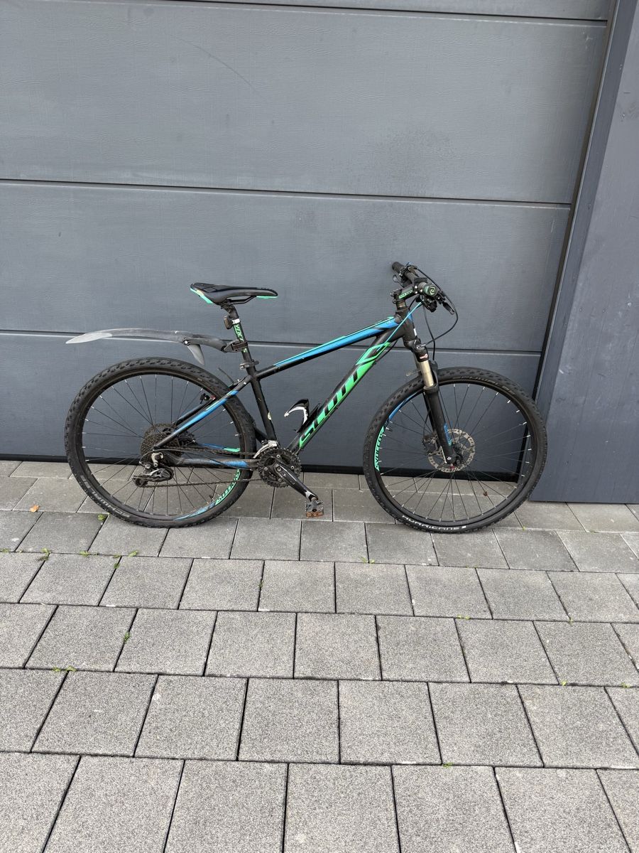 Scott Vélos: Scott Fahrrad – Défectueux à Herzogenbuchsee par Topleve