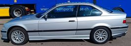 BMW 323i